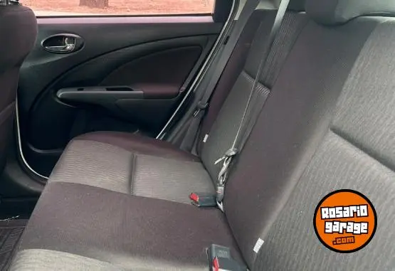 Toyota Etios Xls At  2017 - foto 5
