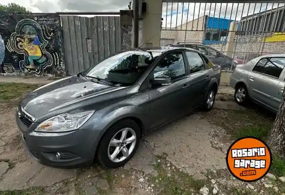 Ford Focus  2011 - foto 1