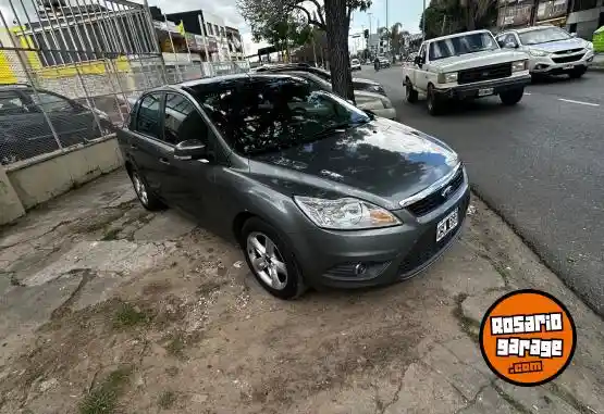Ford Focus  2011 - foto 2
