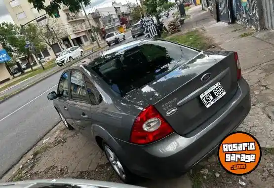 Ford Focus  2011 - foto 4
