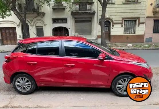 Toyota Yaris 1.5 5P Xls Cvt L/20  2021 - foto 2