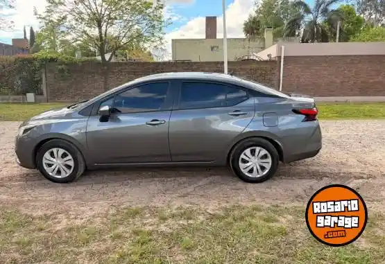 Nissan Versa  2021 - foto 2