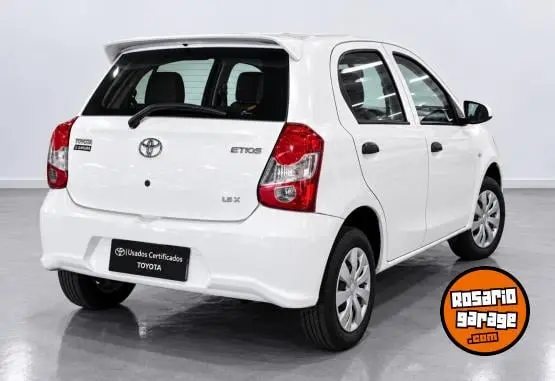 Toyota Etios X Mt 5P  2023 - foto 4