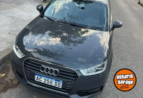 Audi A1  2018 - foto 1