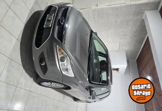 Ford Focus Ghia  2010 - foto 4