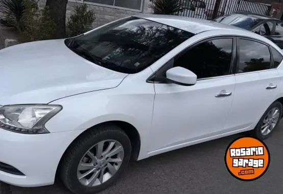 Nissan Sentra  2015 - foto 1