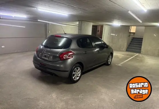 Peugeot 208 Allure Nav  2014 - foto 2