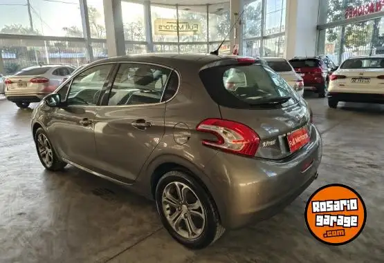 Peugeot 208  2015 - foto 3