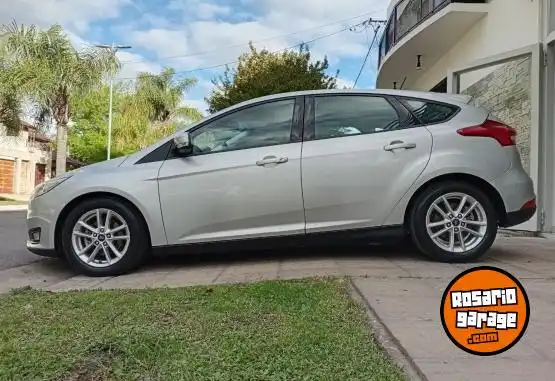 Ford Focus Se Automã¡Tico Cuero  2019 - foto 1