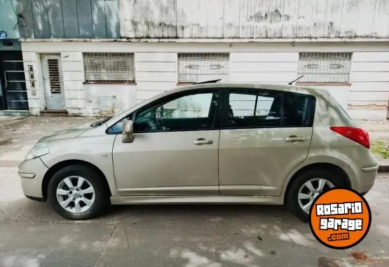 Nissan Tiida 1.8 Tekna  2011 - foto 1