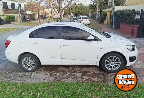 Chevrolet Sonic Lt  2013 - foto 3