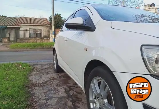 Chevrolet Sonic Lt  2013 - foto 4