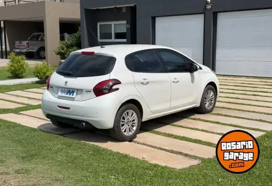 Peugeot 208 Allure  2018 - foto 5