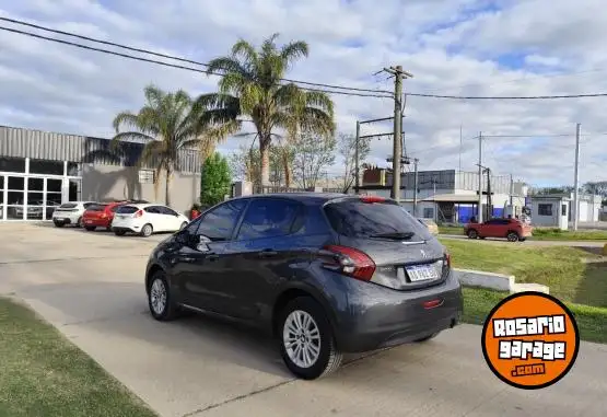 Peugeot 208 Allure 1.6N  2019 - foto 5