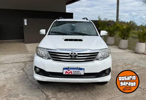 Toyota Hilux Sw4 3.0 Tdi 4X4 Sr  2013 - foto 2