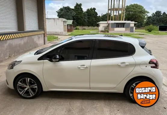 Peugeot 208 Gt  2018 - foto 2
