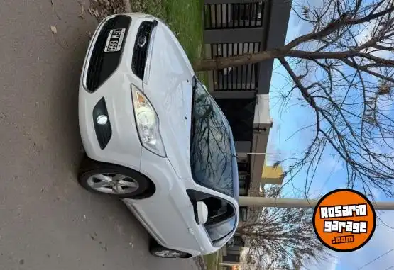 Ford Focus  2010 - foto 1