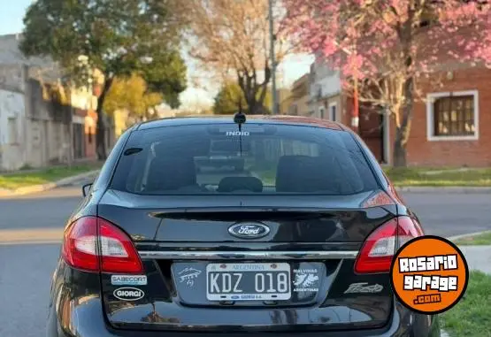 Ford Fiesta Kinetic  2011 - foto 4