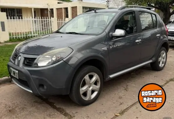 Renault Sandero  2011 - foto 1
