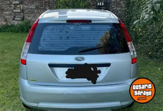 Ford Fiesta  2010 - foto 4