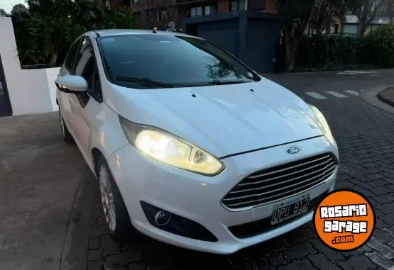 Ford Fiesta  2015 - foto 1