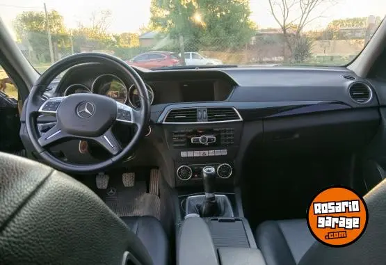 Mercedes-Benz C200  2012 - foto 2