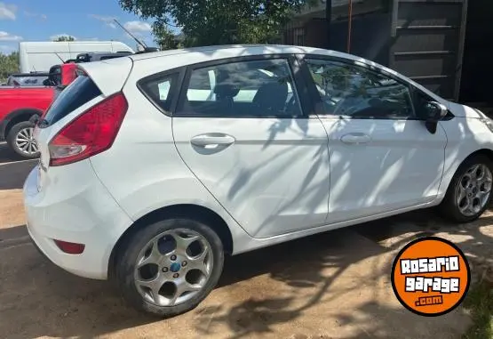 Ford Fiesta 2013 - foto 1