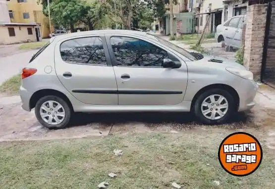 Peugeot 2012 , 207 Active 1.4  2012 - foto 3