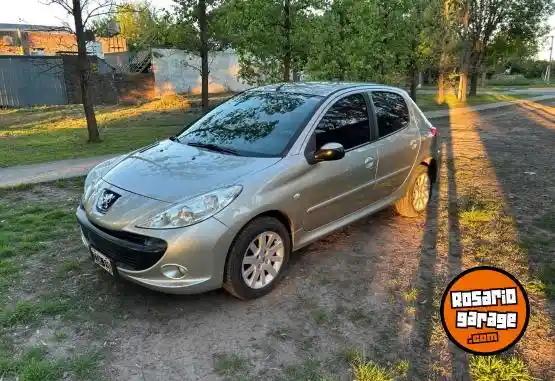 Peugeot 207  2009 - foto 2