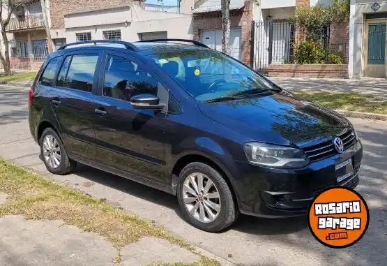 Volkswagen Suran Confort  2011 - foto 1