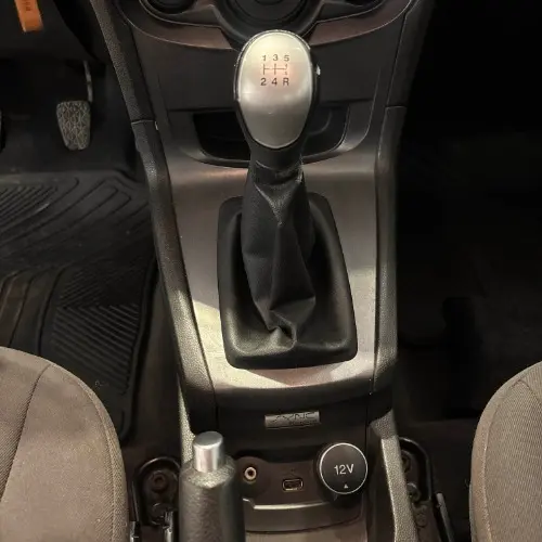 Ford Fiesta Fiesta 1.6 S Plus. 5Ptas 2014 - foto 3