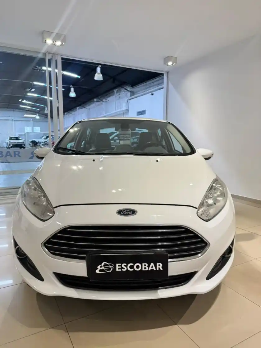 FORD FIESTA 2014 - foto 1
