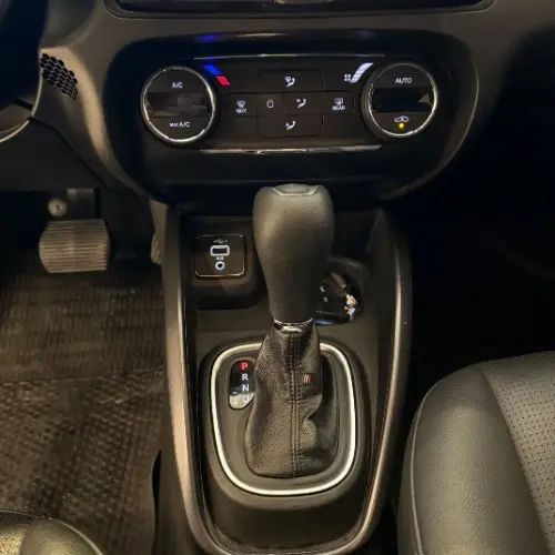 Fiat Cronos Cronos 1.8 Precision At 2021 - foto 4