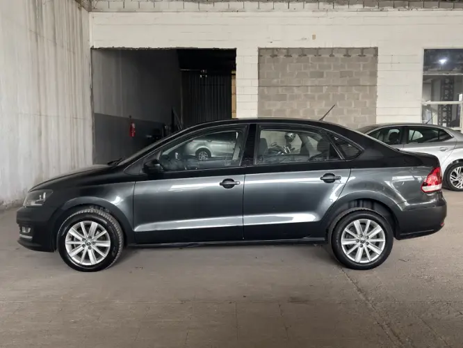 Volkswagen Polo Confortline 1.6 2016 - foto 5
