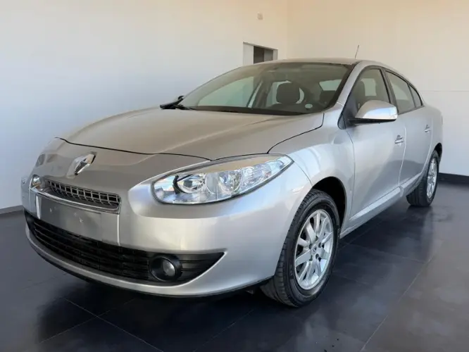 RENAULT FLUENCE 2013 - foto 1