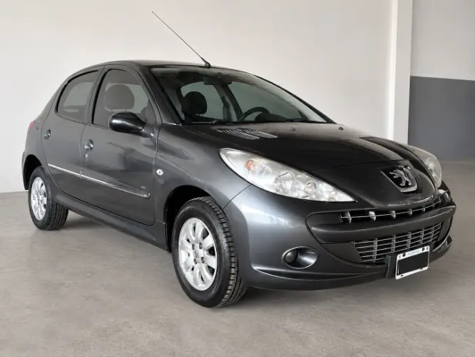 PEUGEOT 207 2012 - foto 1
