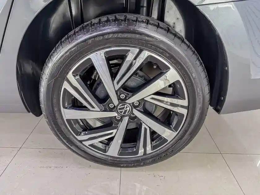 Volkswagen Virtus 1.0 170 Tsi Highline At L/23 2025 - foto 5