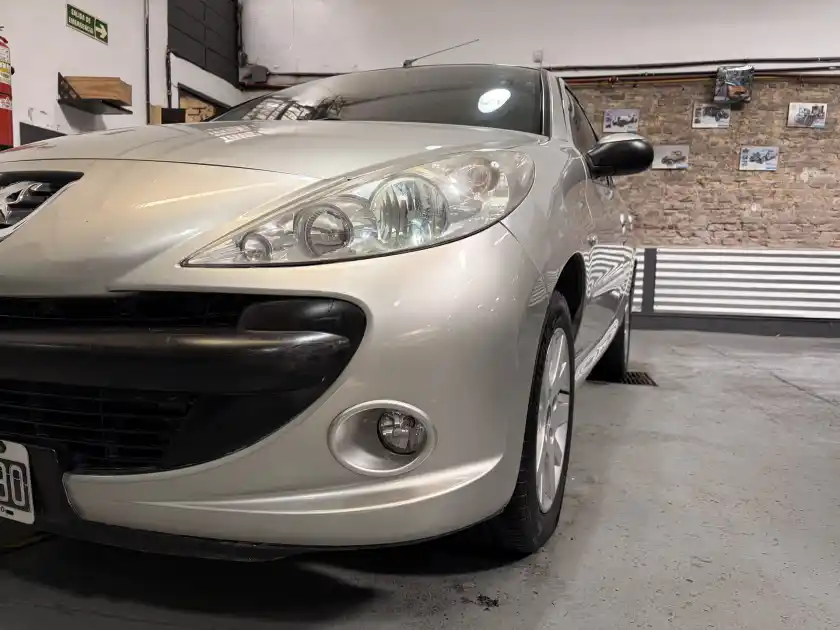 Peugeot 207 Xs 2010 - foto 1