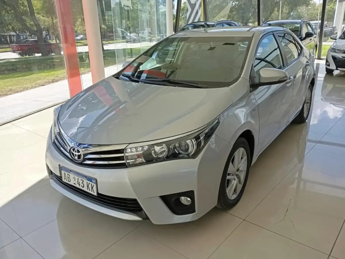 Toyota Corolla Xei 1.8 - M/T 2017 - foto 2