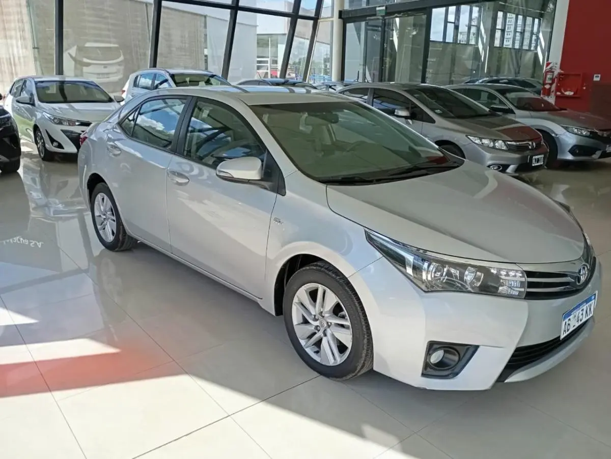 Toyota Corolla Xei 1.8 - M/T 2017 - foto 3