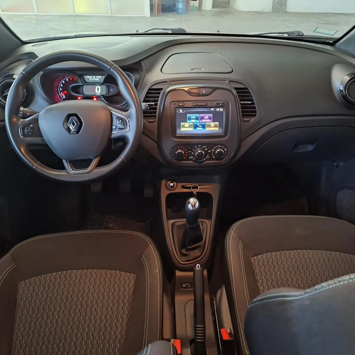 Renault Captur Captur 1.6 Life 2020 - foto 3