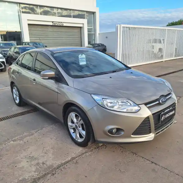 Ford Focus 4P 1.6L Mt 2014 - foto 1