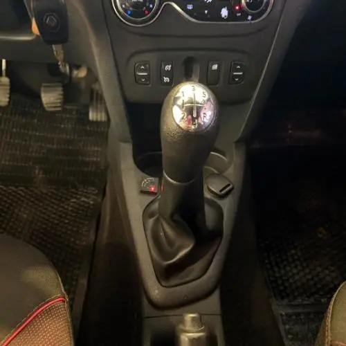 Renault Sandero Sandero Stepway Rip Curl 2016 - foto 3
