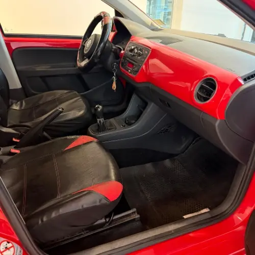 Volkswagen Up! Up! 1.0L High 5Ptas 2015 - foto 4