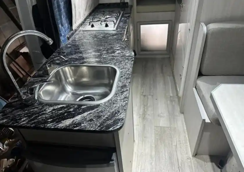 Mercedes Benz Sprinter Motorhome 2020 - foto 5