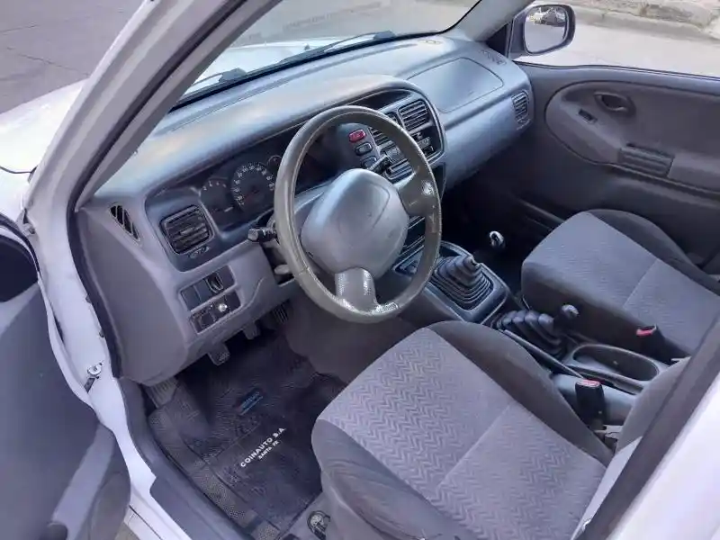 Suzuki Grand Vitara 2.0 2004 - foto 5