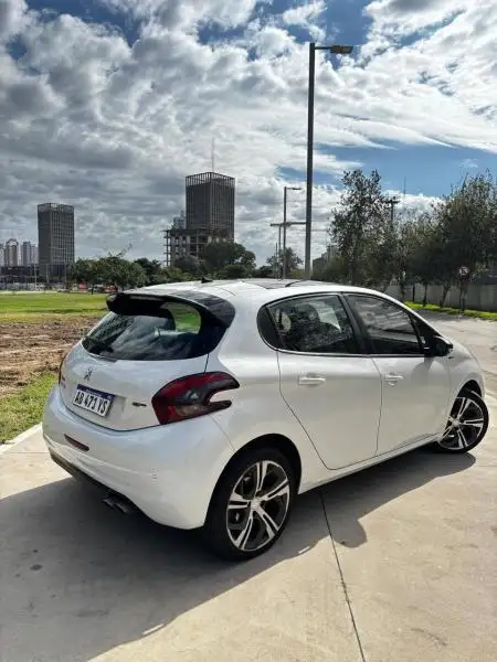 Peugeot 208 Gt 1.6 2017 - foto 5