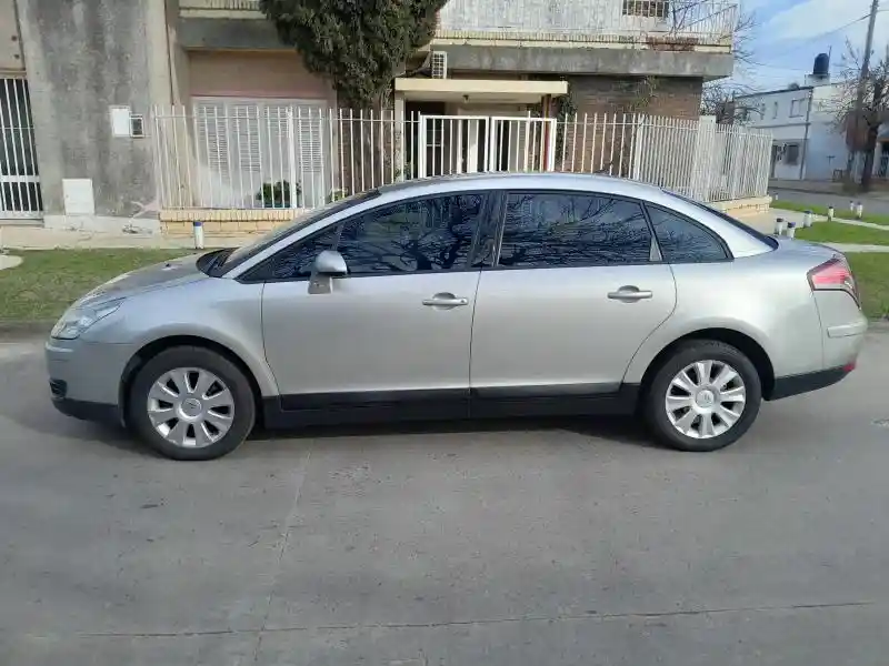 Citroen C4 2.0 Hdi 4 Ptas 2010 - foto 3