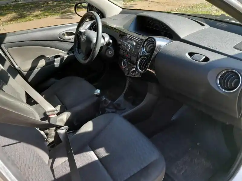 Toyota Etios Xls 2014 - foto 5