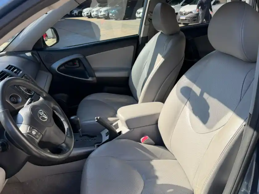 Toyota Rav 4 2.4 4X4 At 5P L13 2012 - foto 3